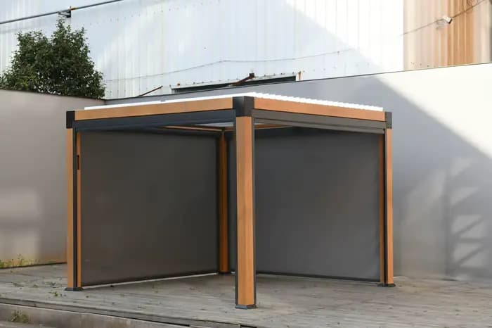 Pergola imperméable pour jardin de loisirs