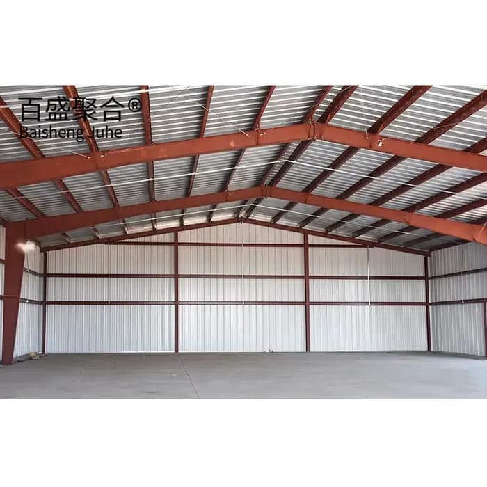 Abri de voiture préfabriqué. Garage