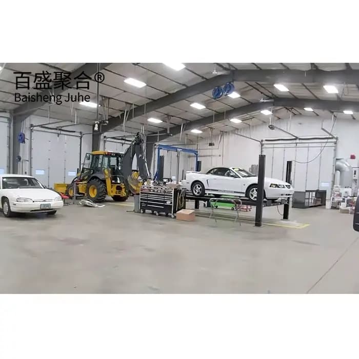 Abri de voiture préfabriqué. Garage
