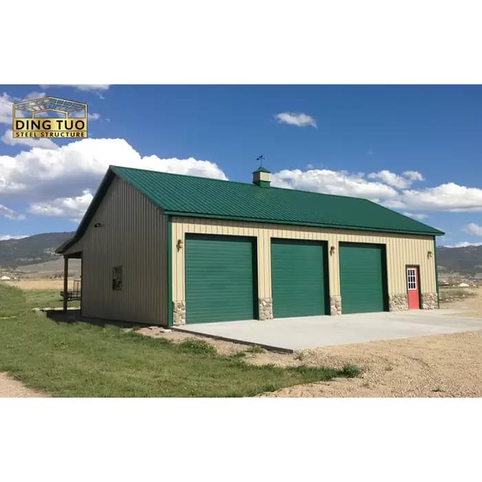 Garage en acier préfabriqué sur mesure