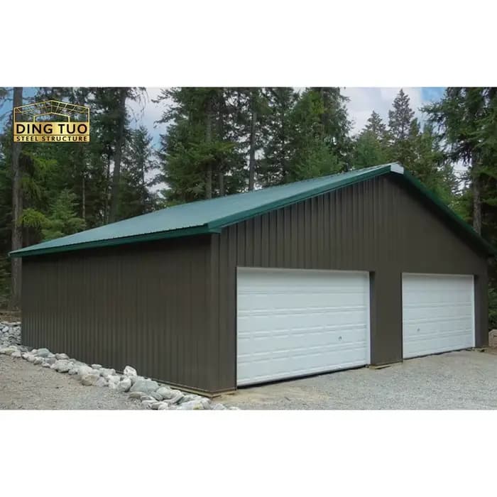 Garage en acier préfabriqué sur mesure