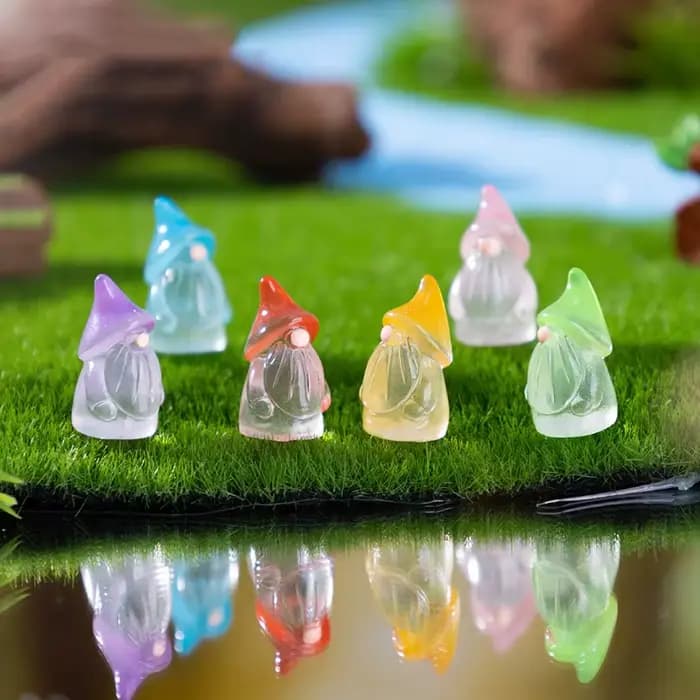 6 mini-gnomes lumineux pour jardin féerique