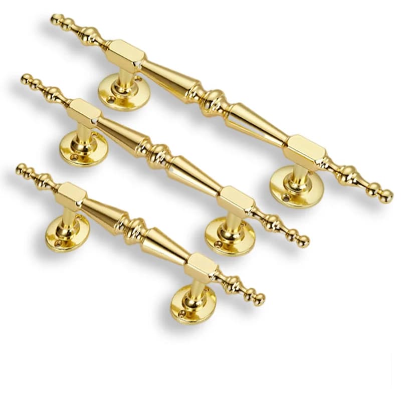 Porte coulissante en bois massif doré européen, poignée de porte de garde-robe, boutons de poignée de tiroir d'armoire, conception de quincaillerie
