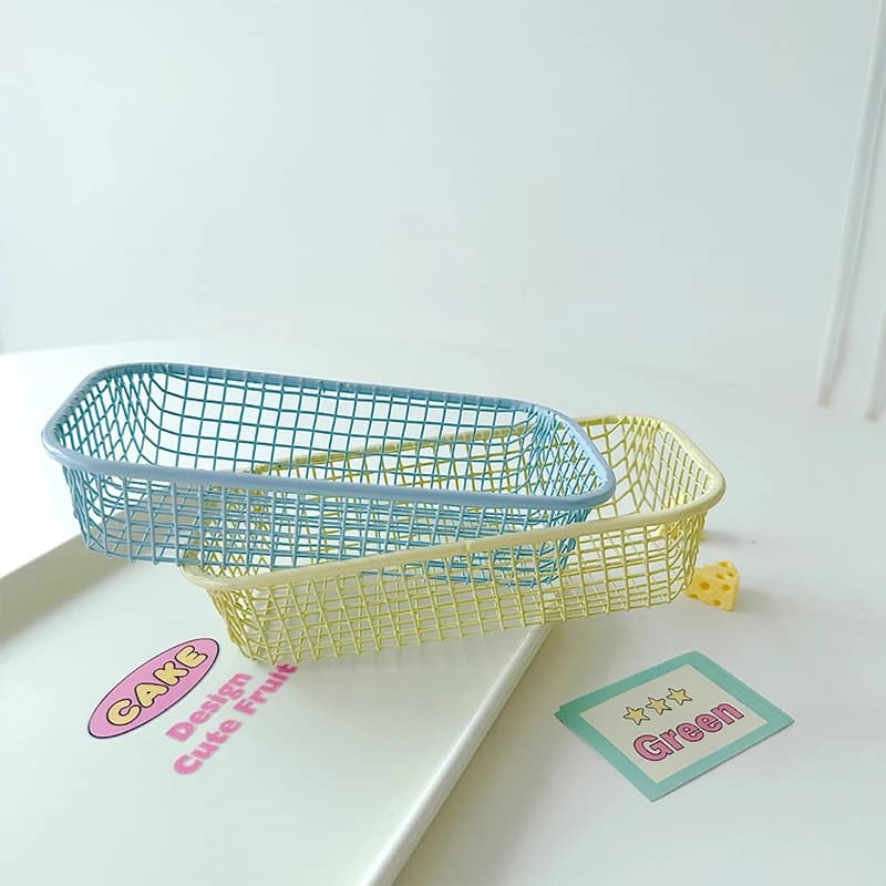 Panier de rangement de bureau en fil métallique, boîte de rangement simple pour articles divers, organiseur de papeterie de bureau et de maquillage