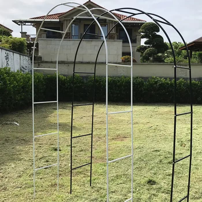 Arches de jardin, supports pour plantes