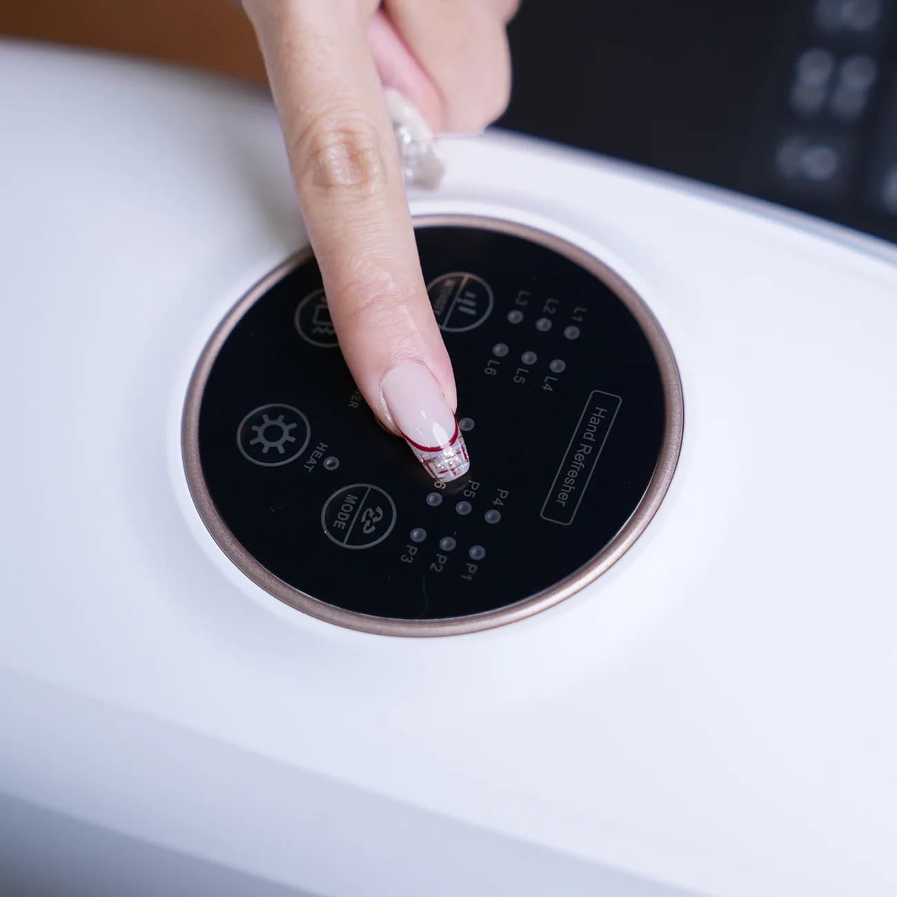 Masseur de mains électrique 360 ° Pression d'air pétrissage relaxant la paume de l'articulation du doigt du poignet avec presse d'enveloppe d'airbag thermique pour soulager les mains